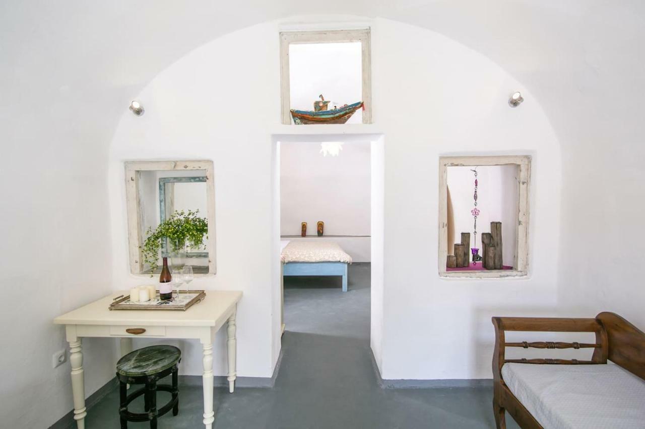Villa Agrilia Secluded Cave House Therasia Exterior foto