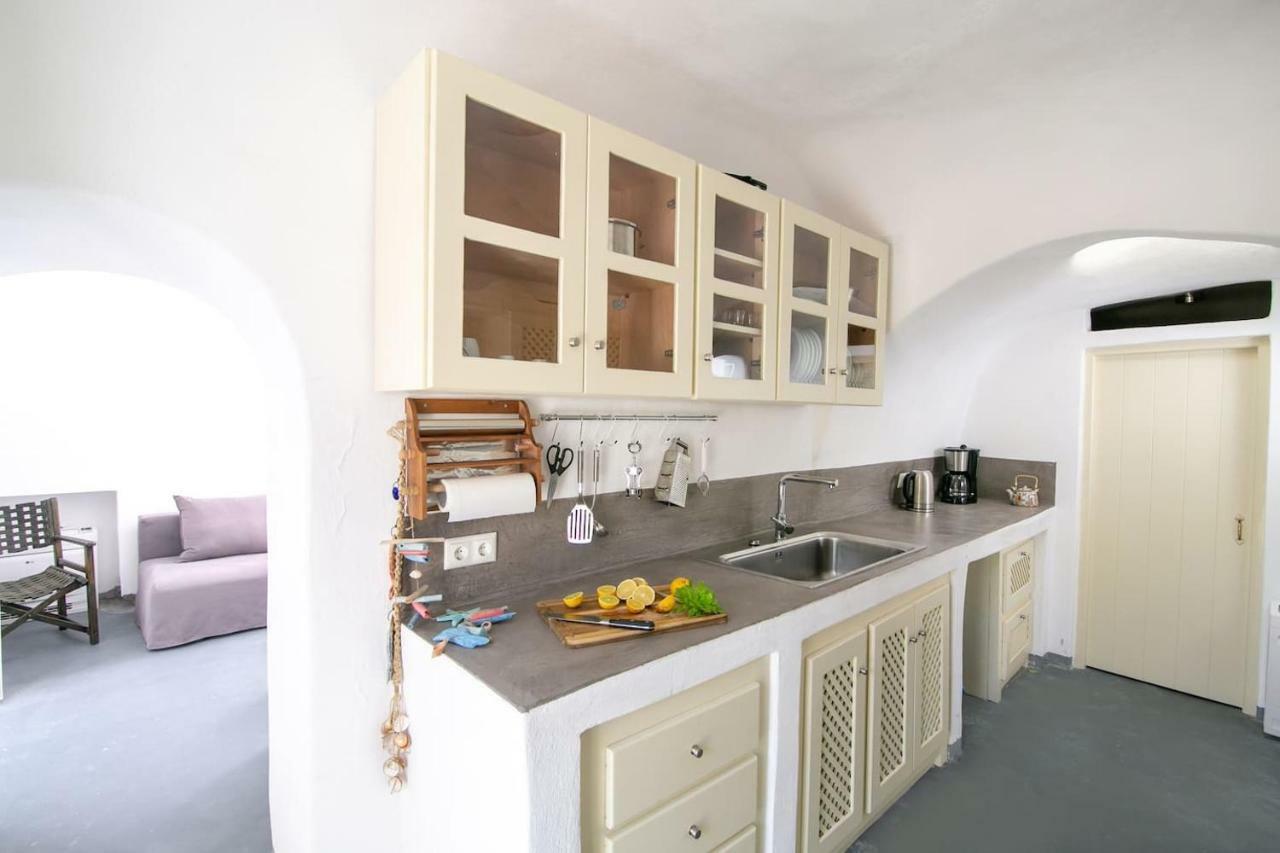 Villa Agrilia Secluded Cave House Therasia Exterior foto