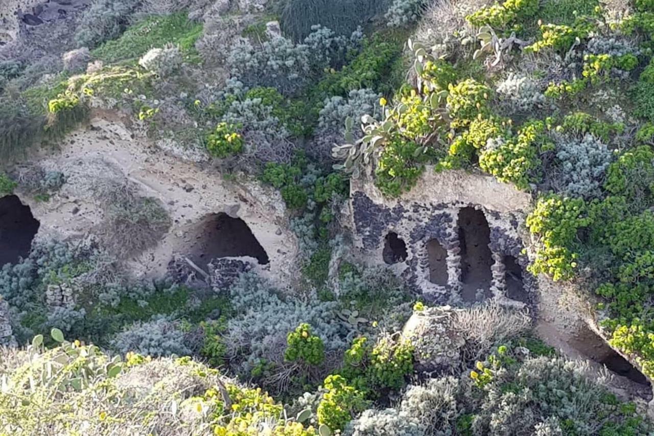 Villa Agrilia Secluded Cave House Therasia Exterior foto